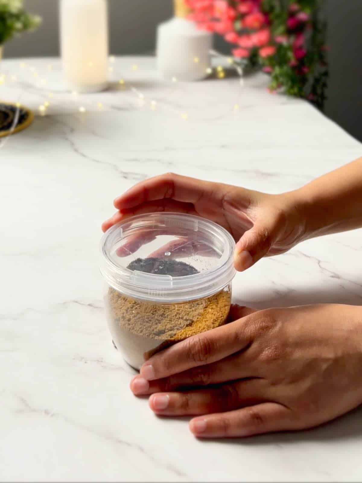 storing ground cumin powder in an airtight jar