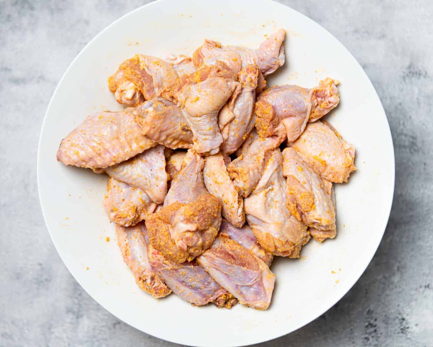seasoned uncooked chicken wings