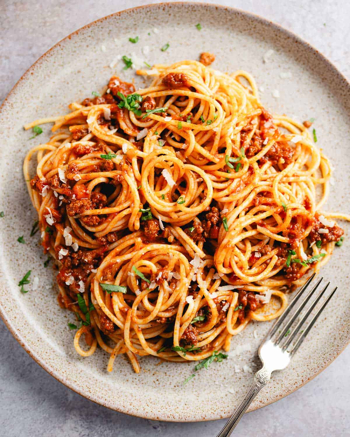 bolognese with spaghetti on a plate